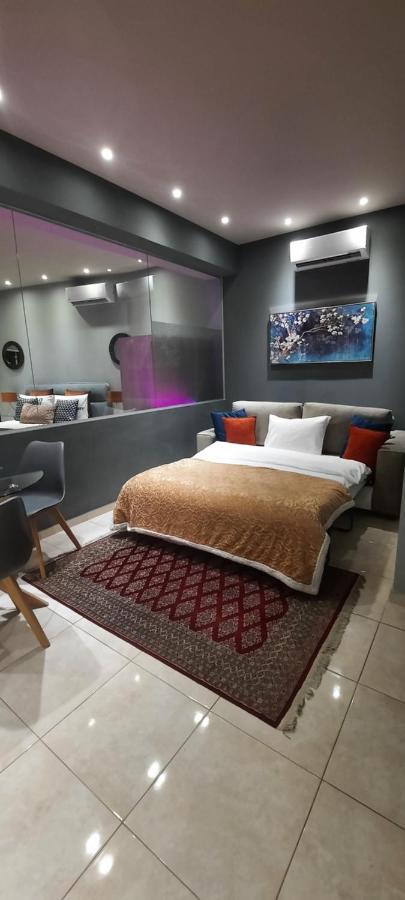 River City Studio Larissa Exteriör bild